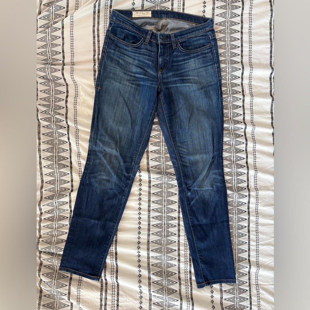 imogene + willie Blue Straight Leg Lucy Skinny Jeans